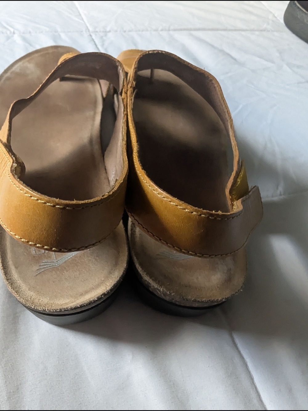 Dansko Honey Distressed Leather Toe-Loop Slingback Sandal - Picture 4 of 7
